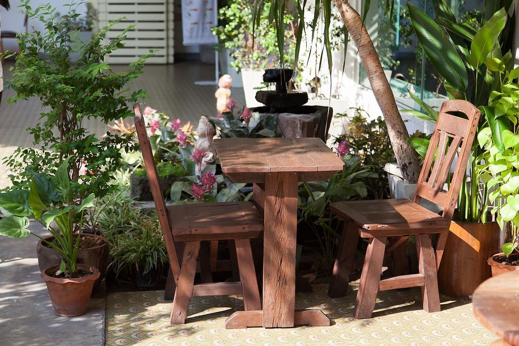Zen Rooms Siripong Road Bangkok Esterno foto